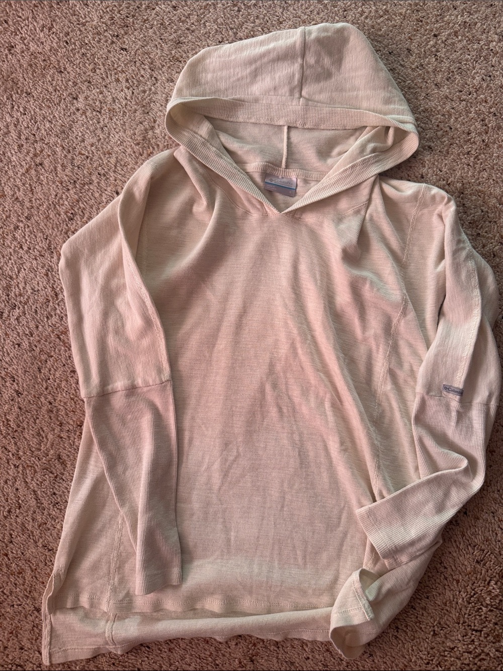 Columbia Lightweight Hooded Knit Pullover in Pale Pink